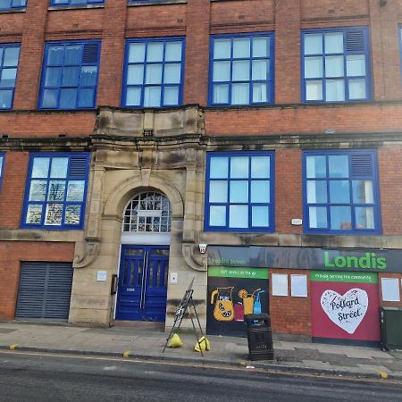 Converted Mill Apartment Manchester Exterior photo